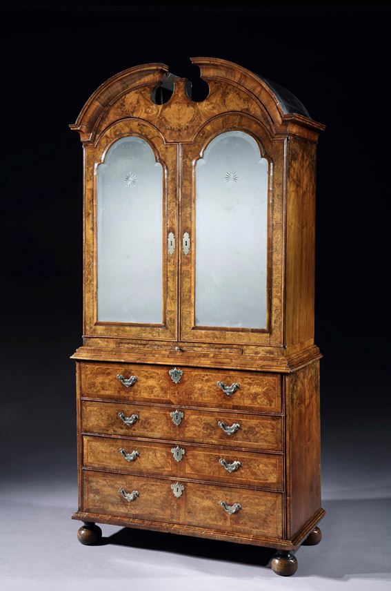 William Old - A GEORGE I WALNUT SECRETAIRE CABINET BY WILLIAM OLD AND JOHN ODY | MasterArt